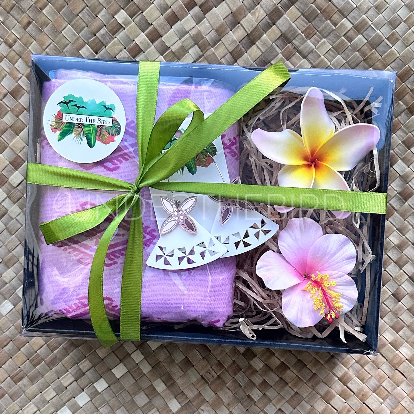 Maina ‘Malu’ Gift Set