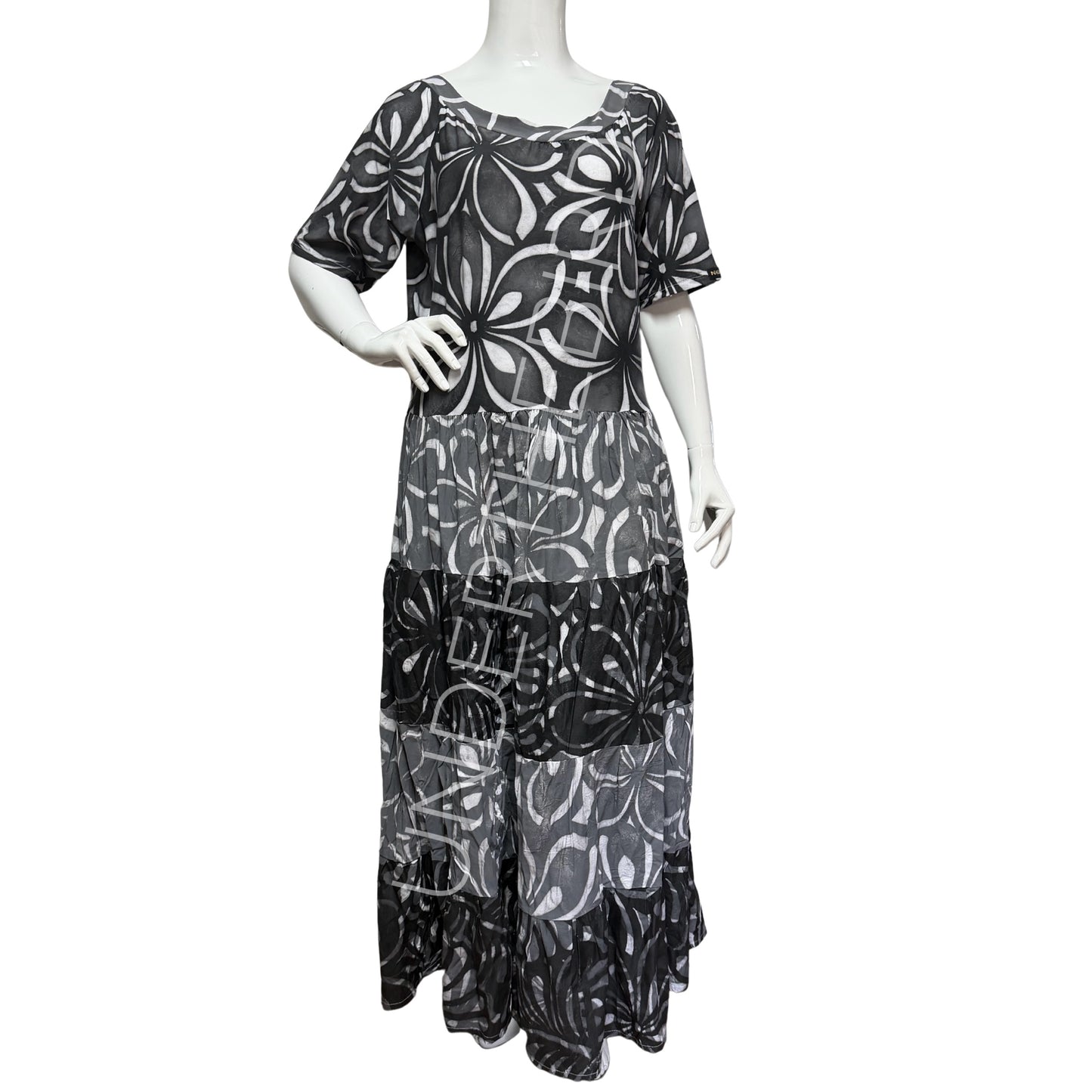 Layered Elei Dress sz 24