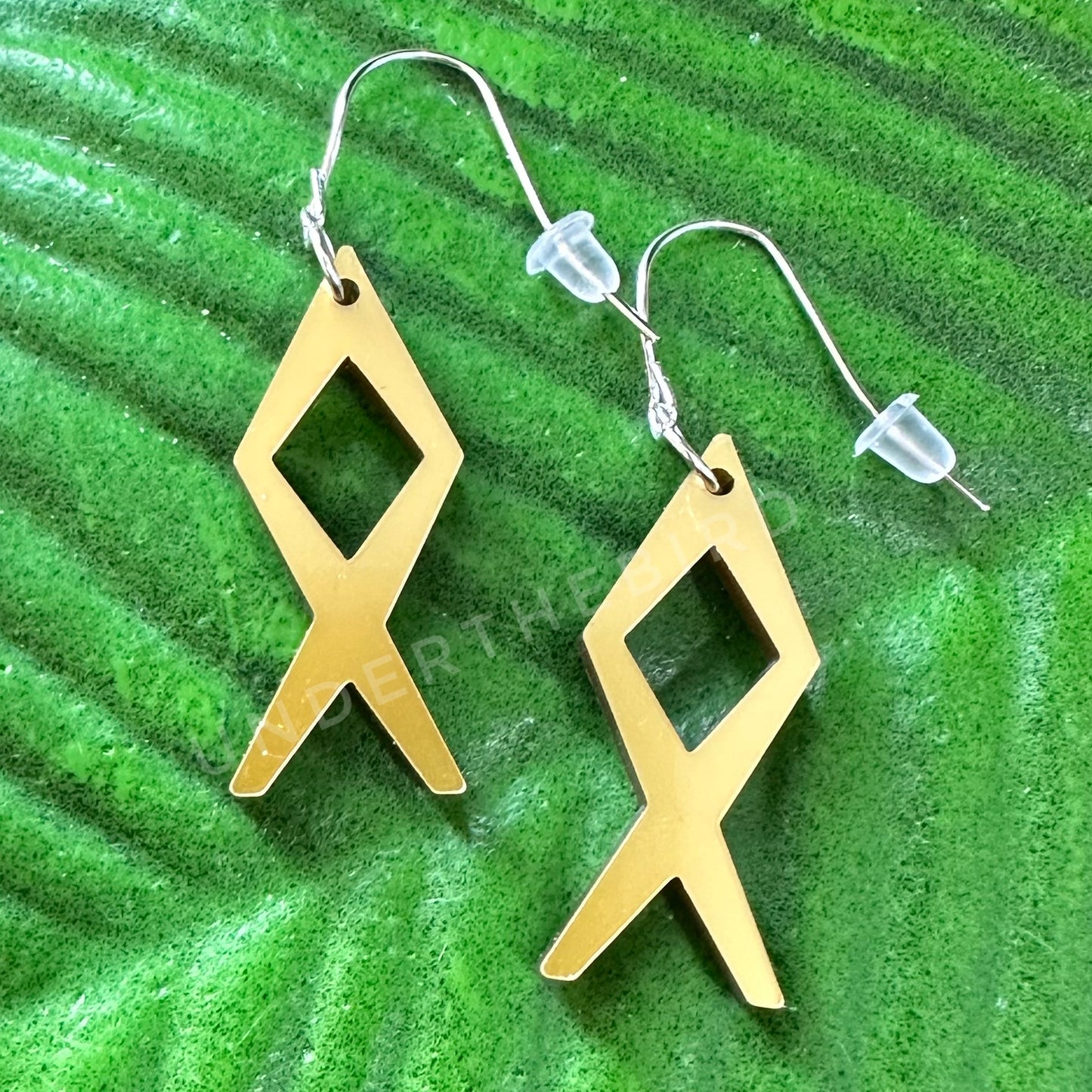 I’a (fish) Dangle Earrings