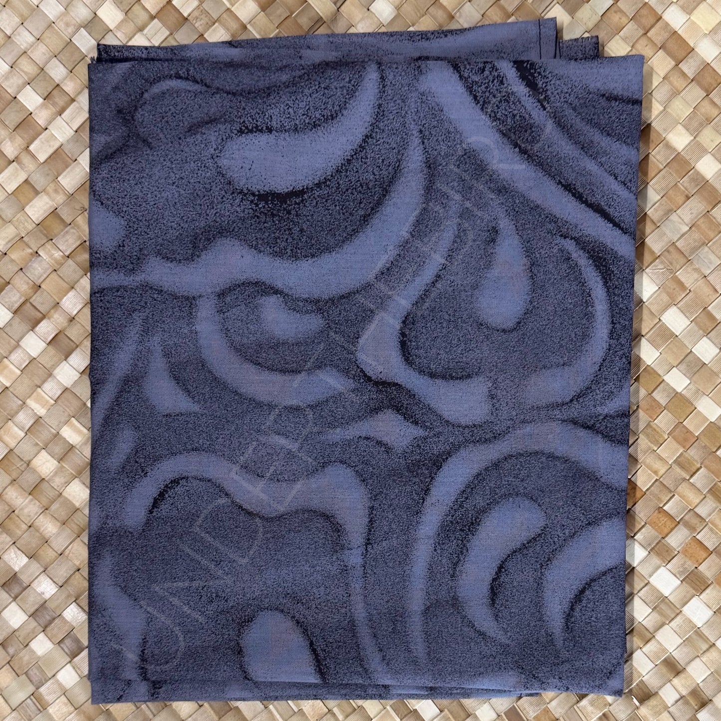 Ie Lavalava - (ie malō) Sarong